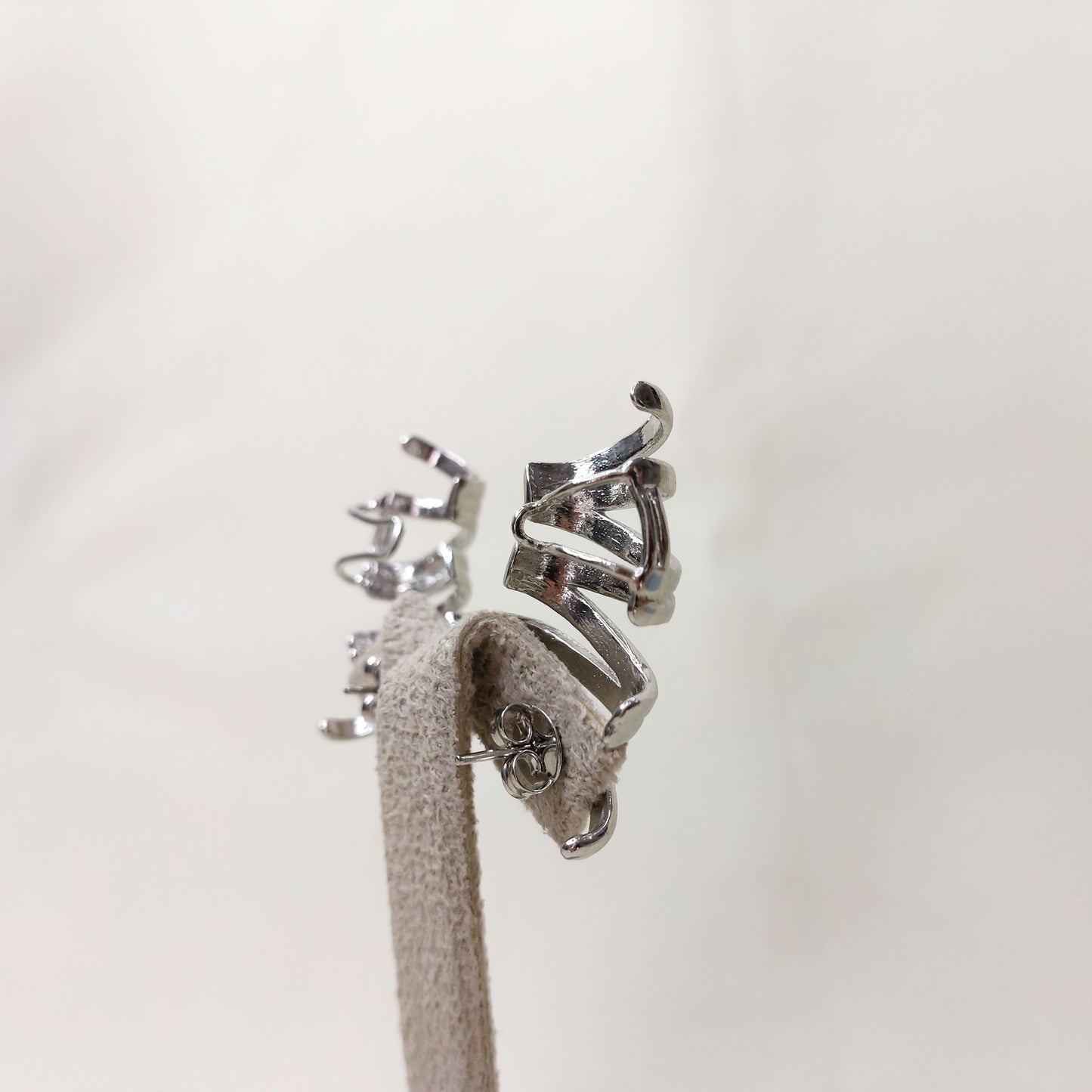 Brinco earcuff mola prata