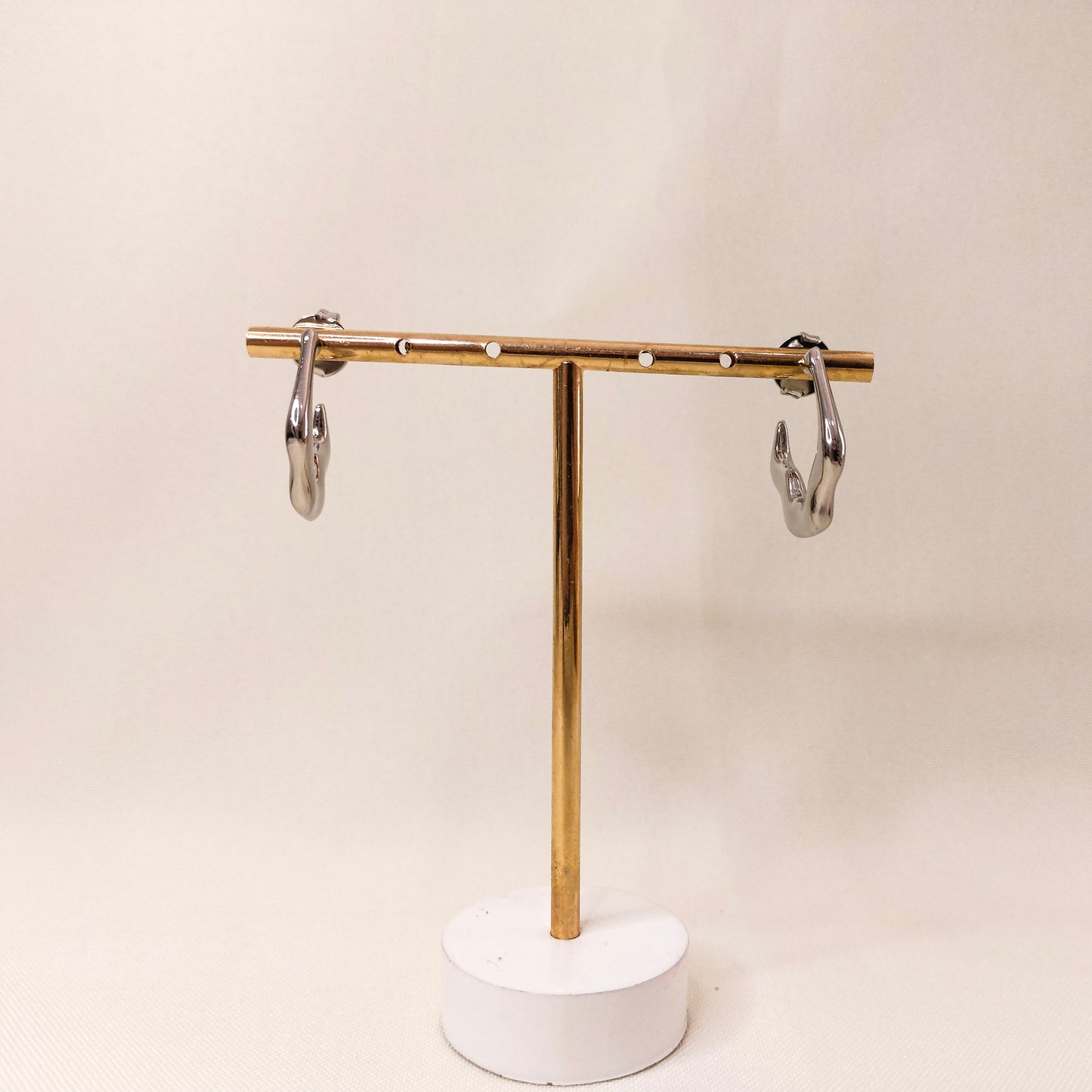 Brinco prata argola com textura